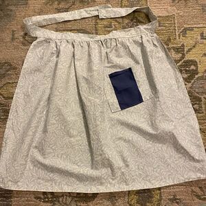 Simple Homemade Apron with Pocket